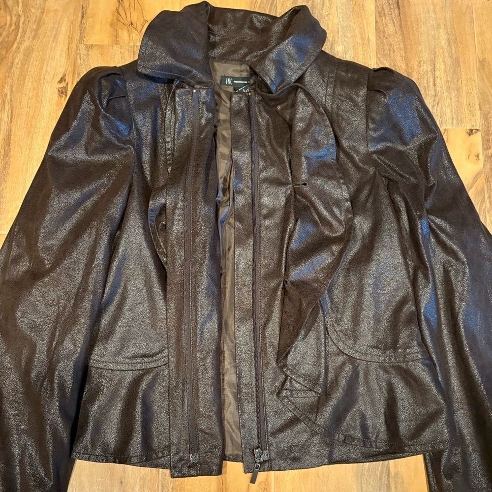 INC Women's Faux Leather Jacket L Ruffled Front Brown Short Coat Size Large - Picture 7 of 8